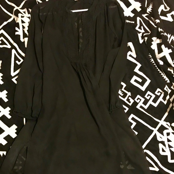 Bebe sheer swimsuit cover up - Picture 2 of 6